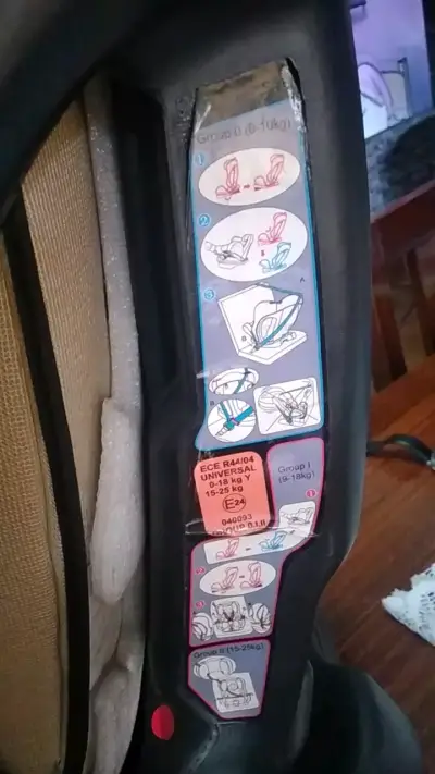 Silla de auto para bebé Bebesit negra - miniatura 4
