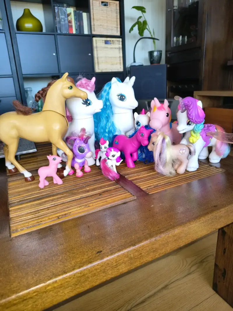 Ponys - 2