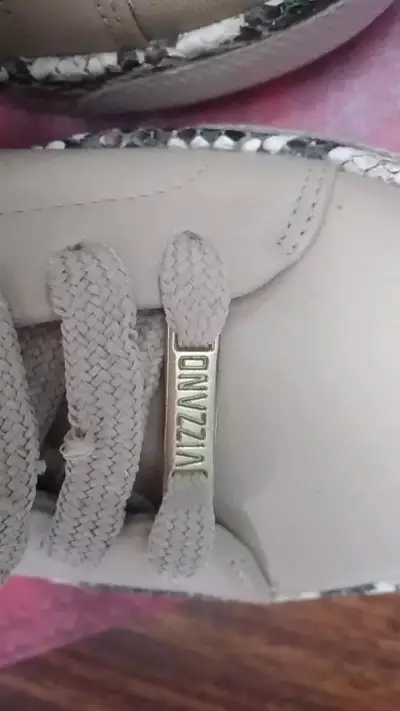 Zapatillas beige Vizzano con detalle de serpiente - miniatura 5