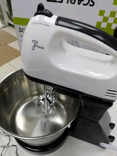 Batidora de Mano Scarlett 7 Velocidades con Bowl. - miniatura 1