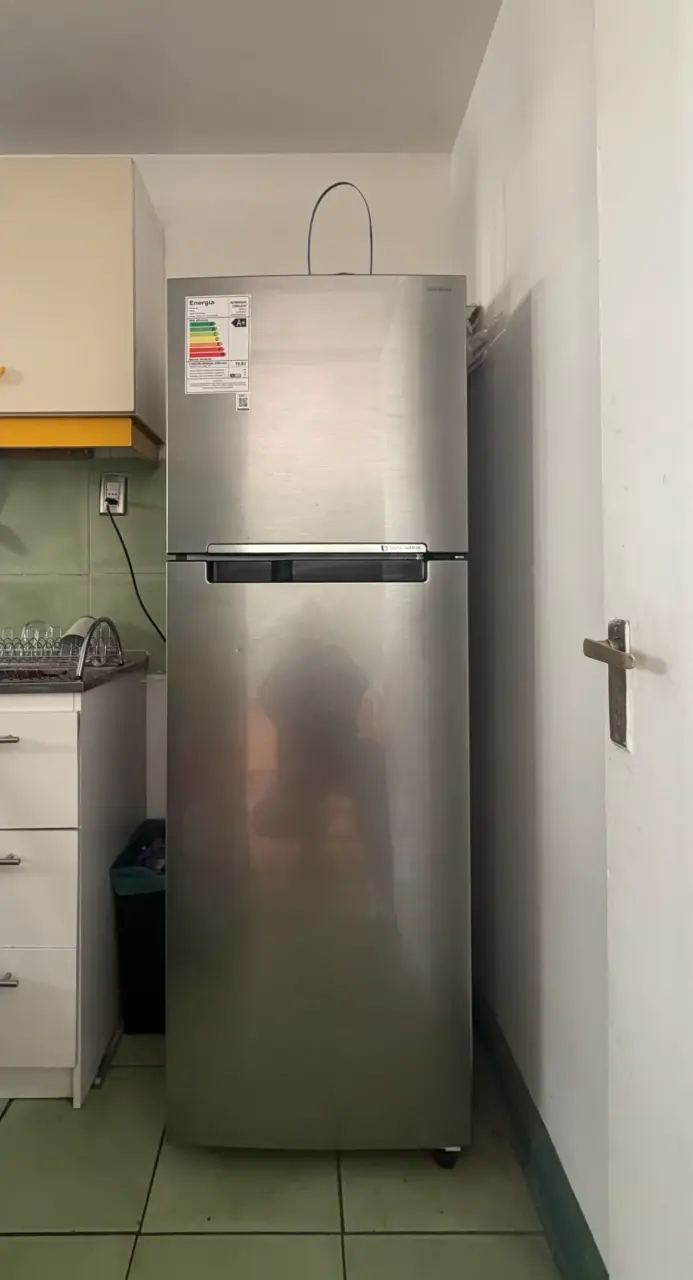 Refrigerador Samsung no frost 255 L - 1