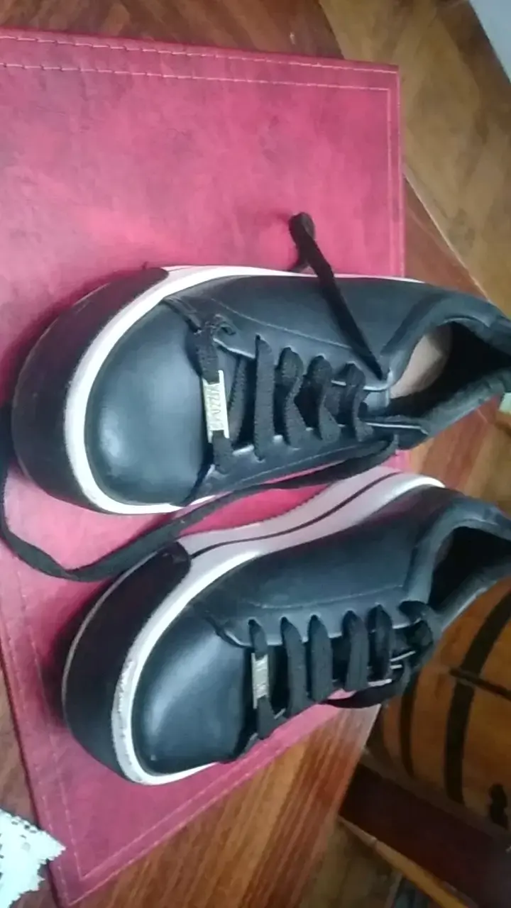 Zapatillas negras de cuero para mujer - 4
