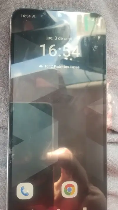 Smartphone Motorola Moto E13 Blanco en Buen Estado - miniatura 1