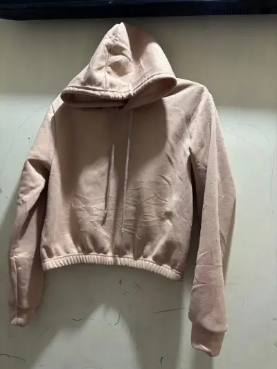 Polerón con capucha beige con detalles brillantes - miniatura 1