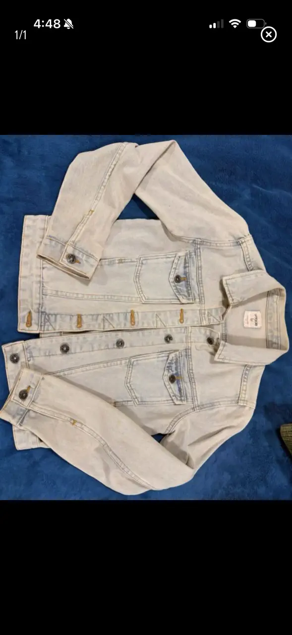 Chaqueta de mezclilla clara para mujer