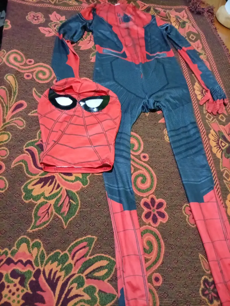 Disfraz de Spiderman para niño con máscara