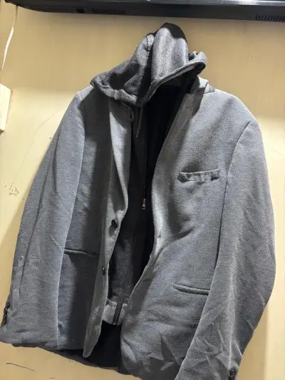 Blazer gris con capucha estilo casual Marquis - miniatura 2