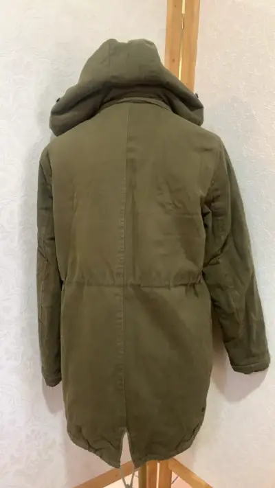 Parka verde con capucha y forro polar - miniatura 2