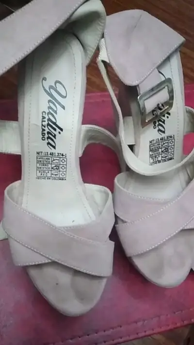 Sandalias de tacón alto Yadia color rosa - miniatura 1