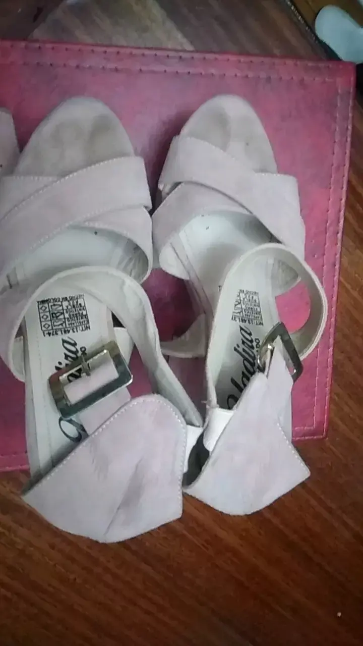 Sandalias de tacón alto Yadia color rosa - 3