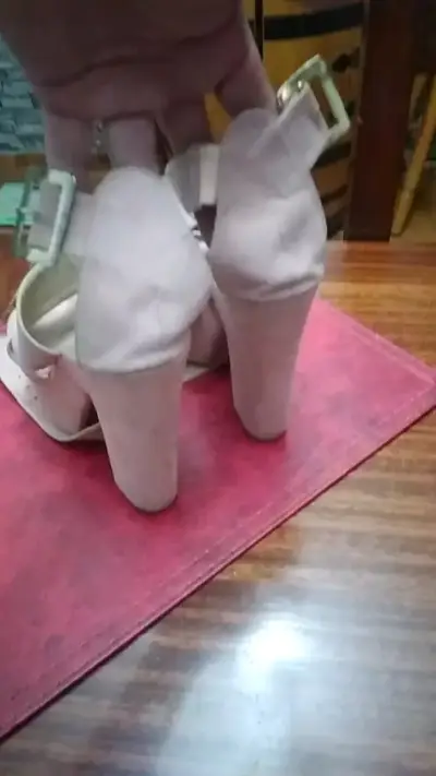 Sandalias de tacón alto Yadia color rosa - miniatura 6