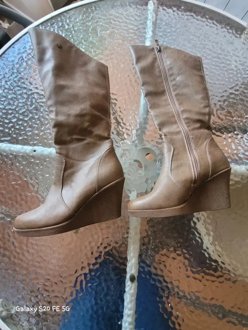 Botas de cuña altas color marrón - 1