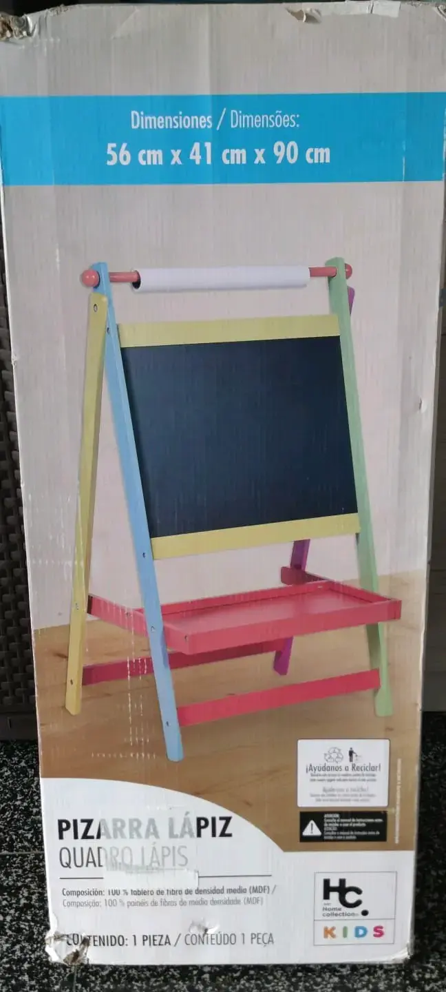 Pizarra infantil de madera con soporte