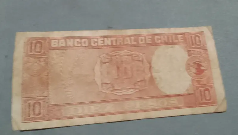 Billete antiguo de 10 pesos chilenos - 2