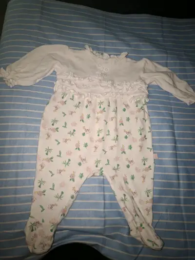 Ropa recién nacida y enterito de 3-6 meses - miniatura 3