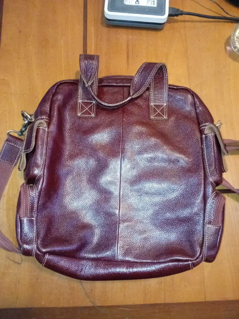 Mochila de cuero marrón con múltiples bolsillos - 5