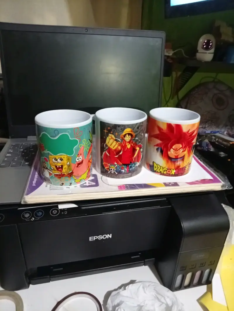 Set de tazones con diseños de anime y caricaturas