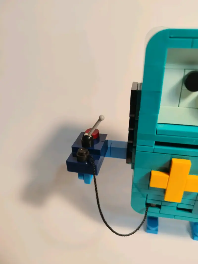 Figura de bloques de "BMO" de Hora de Aventura. - 2