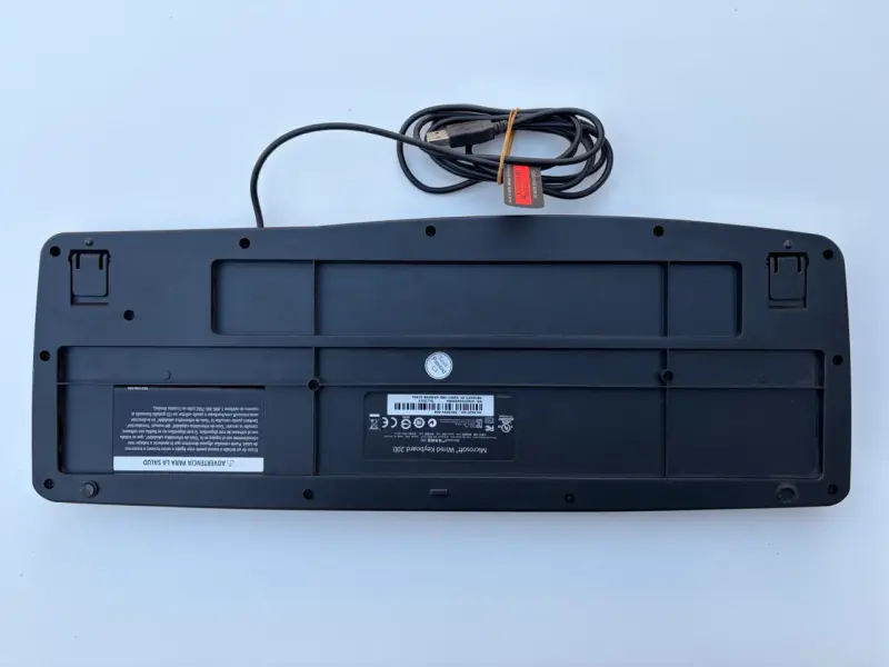 Teclado USB Microsoft con cable - 2
