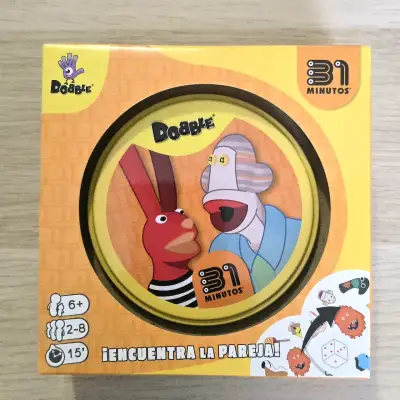 Juego de cartas Dobble 31 Minutos para niños - miniatura 1