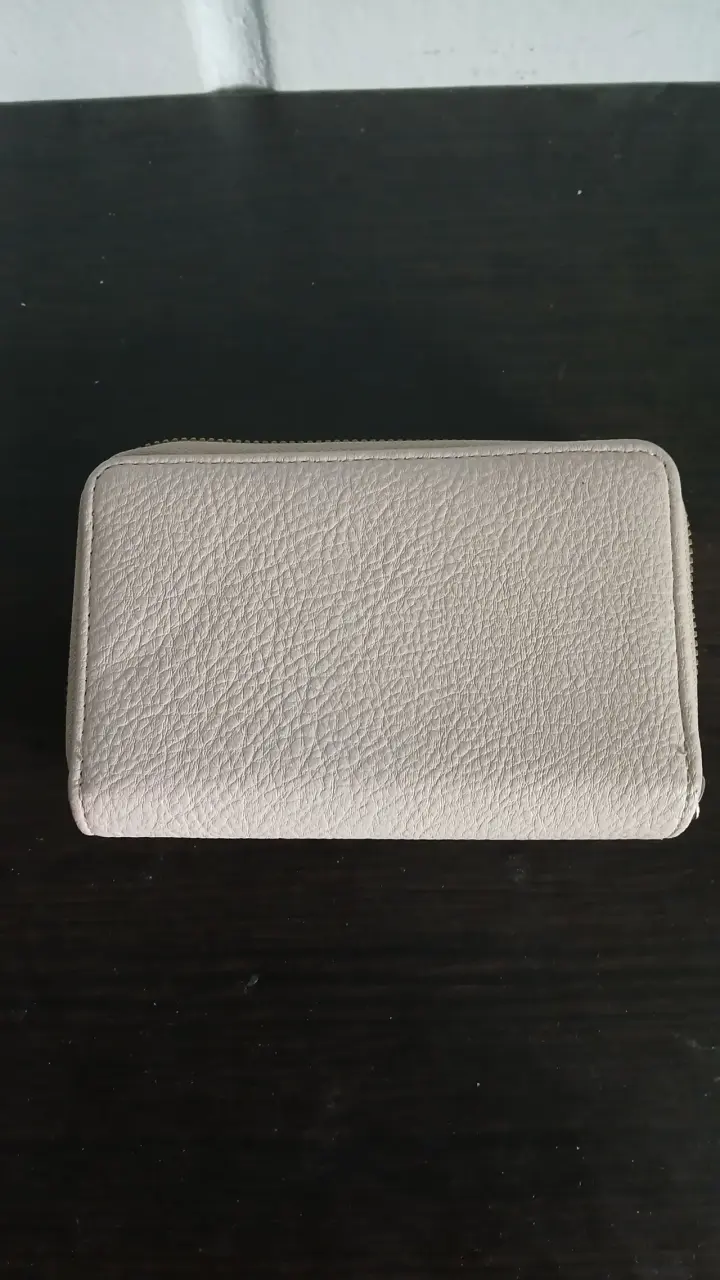 Billetera de cuero sintético beige y rosa - 3