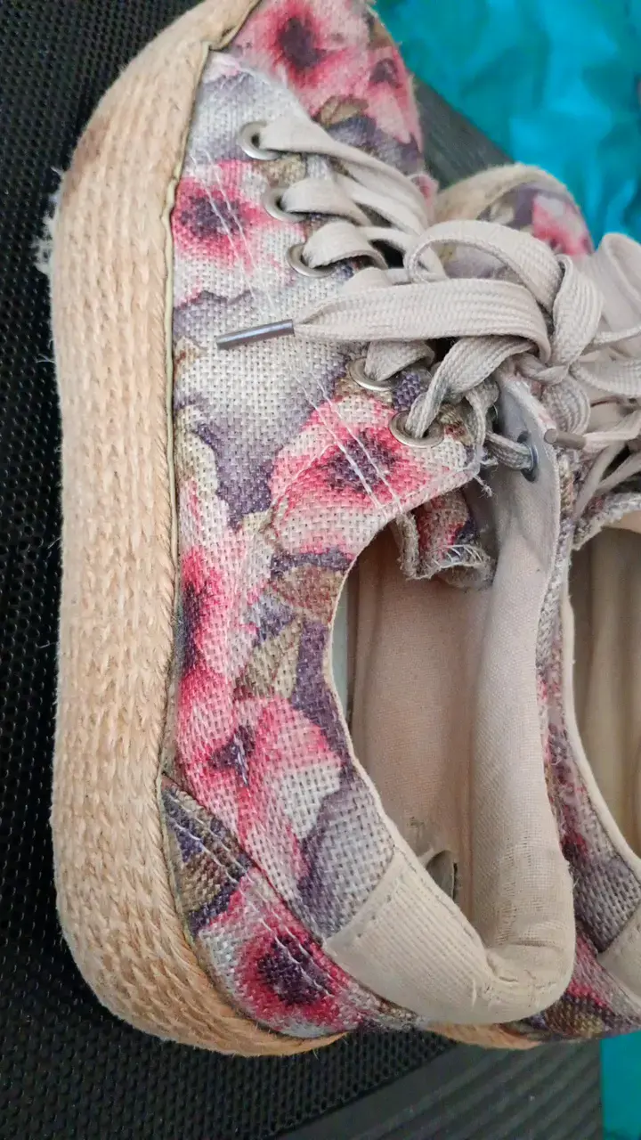 Zapatillas de lona estampado floral y plataforma - 2