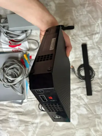 Consola Nintendo Wii con accesorios y adaptador HD - miniatura 3