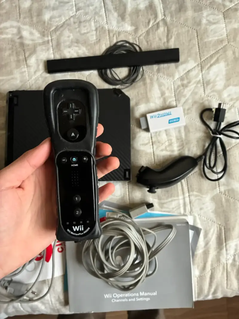 Consola Nintendo Wii con accesorios y adaptador HD - 4