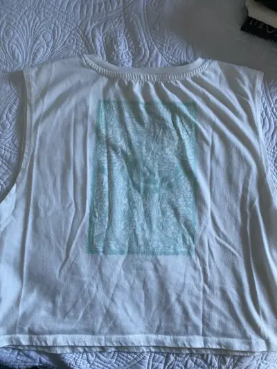 Polera sin mangas blanca Reef con diseño - miniatura 2