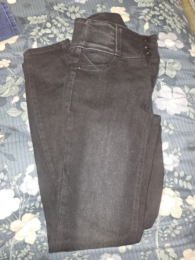 Pantalones de mezclilla negros para mujer Talla 36 - 2