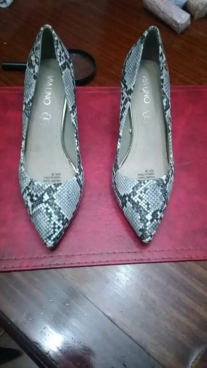 Zapatos de tacón Via Uno con estampado de serpiente - 2