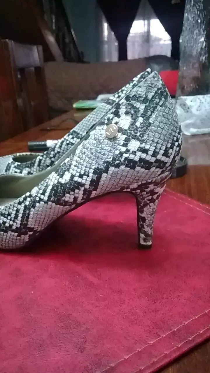 Zapatos de tacón Via Uno con estampado de serpiente - 5