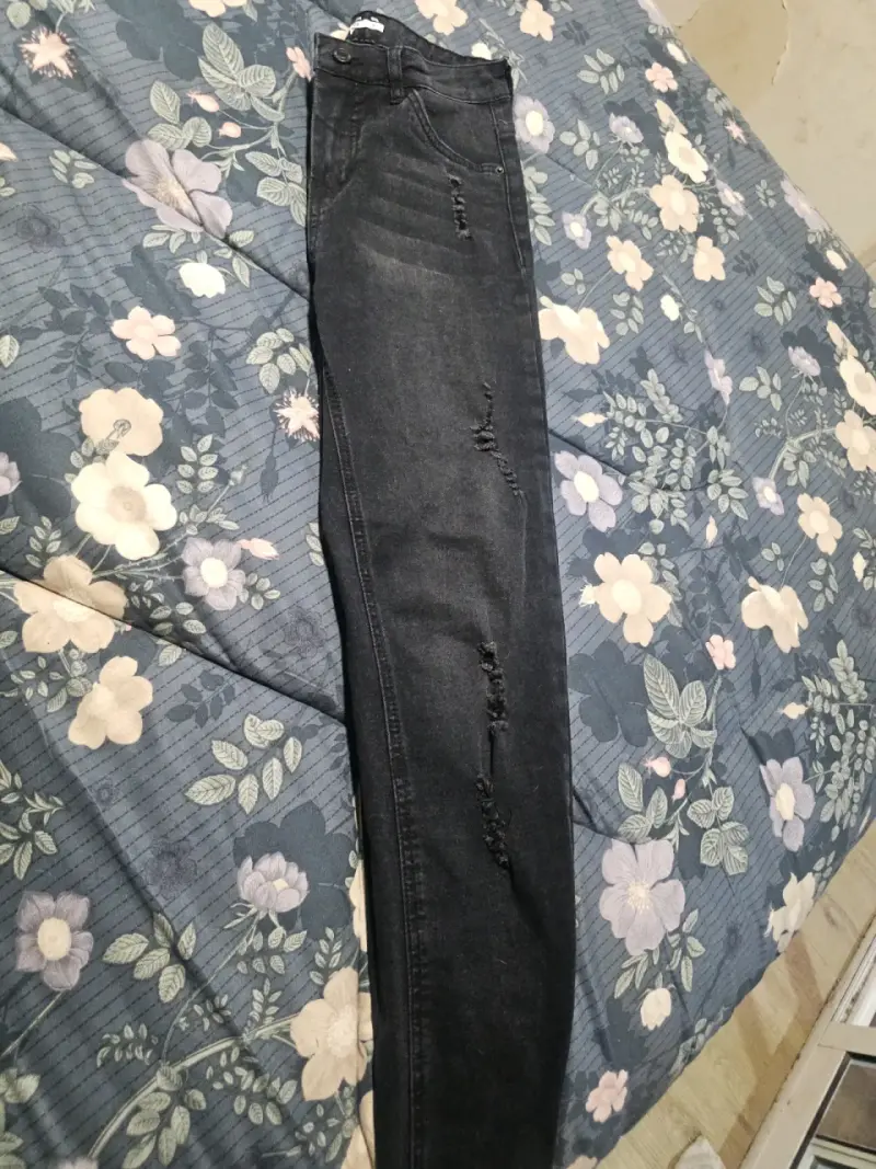 Jeans negros desgastados para mujer Sybilla - 1