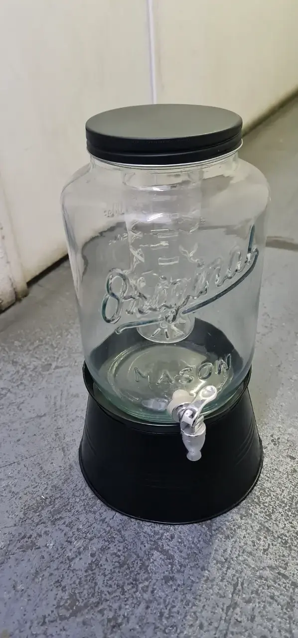 Dispensador de Bebidas de Vidrio con Grifo - 1