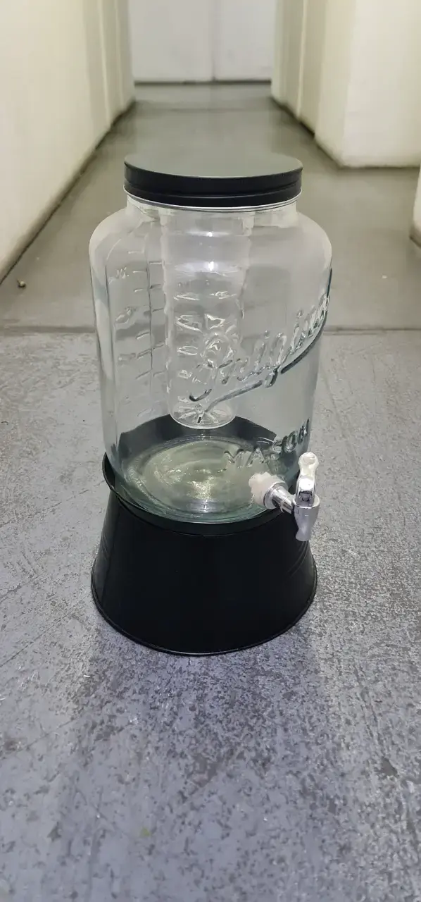 Dispensador de Bebidas de Vidrio con Grifo - 2
