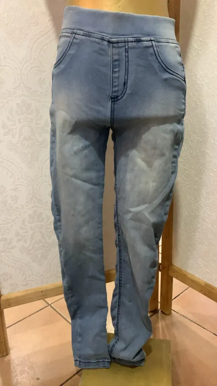 Jeans de mezclilla azul claro para mujer
