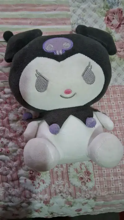 Peluche Kuromi - miniatura 1