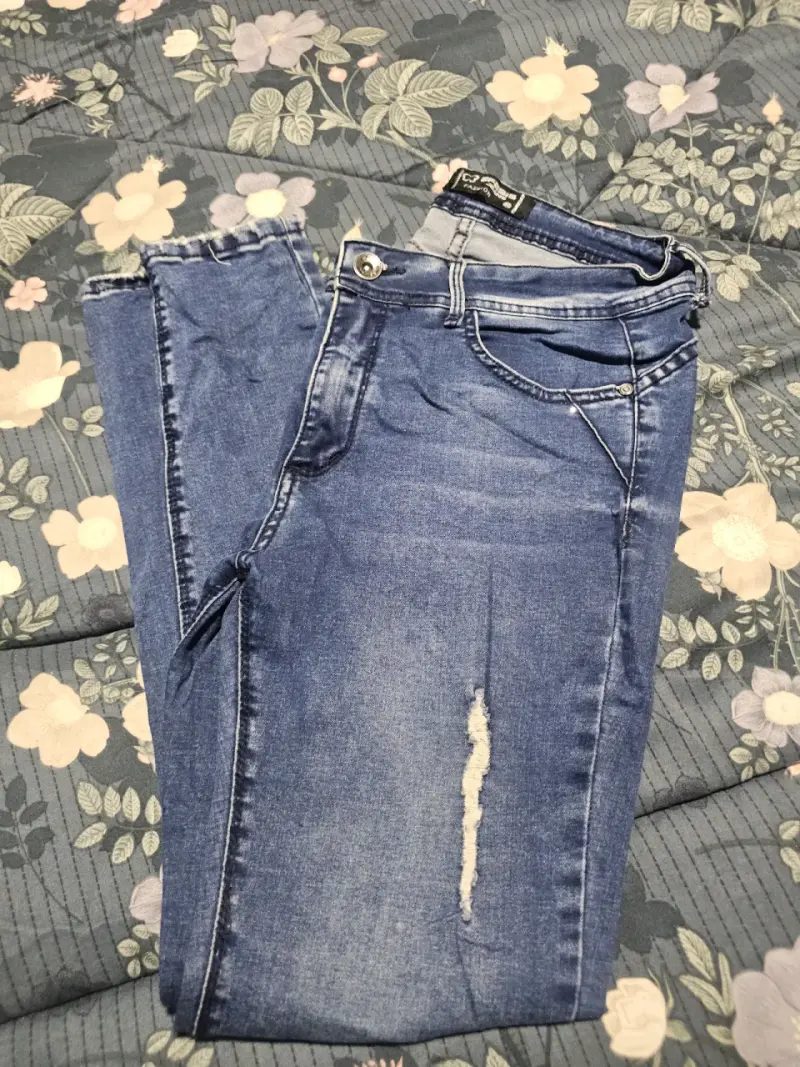 Jeans azul desgastado para mujer - 2