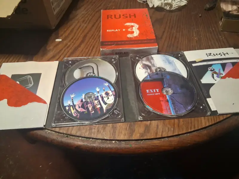 Set de 3 DVDs en vivo de Rush Replay X 3 - 2