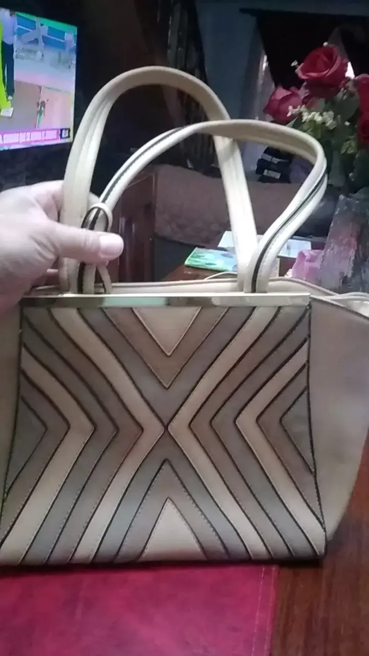 Cartera beige con diseño geométrico Sei - 2