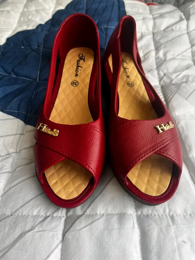 Zapatos rojos abiertos de mujer talla 39 - 1