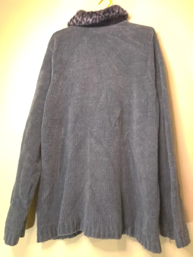 Chaqueta de punto gris con cuello de leopardo - 2