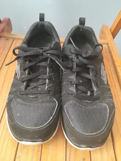 Zapatillas deportivas negras Skechers para mujer - miniatura 3