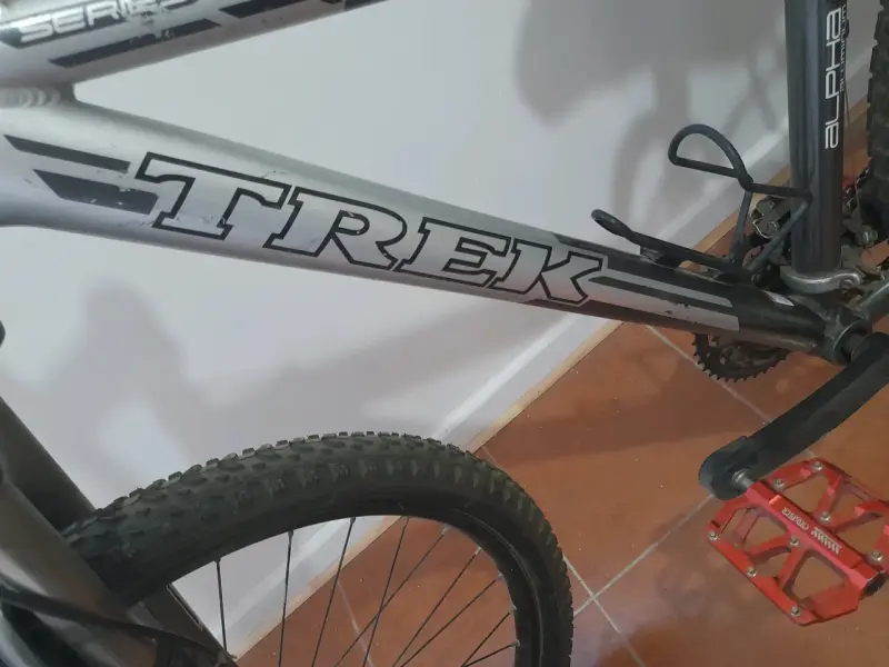 Bicicleta Trek Serie 4 Alpha Aluminium +Accesorios - 1