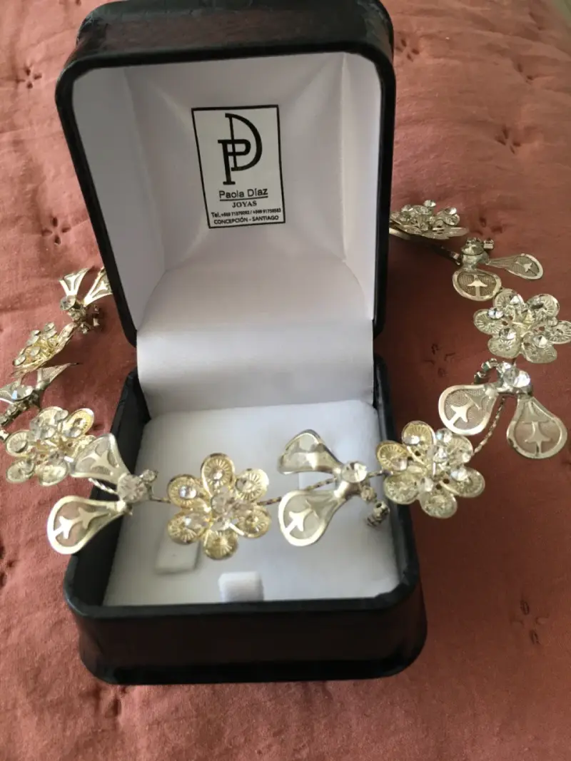 Tocado de novias diseño Paola Díaz
