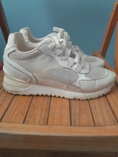 Zapatillas urbanas blancas Aldo para mujer - miniatura 3