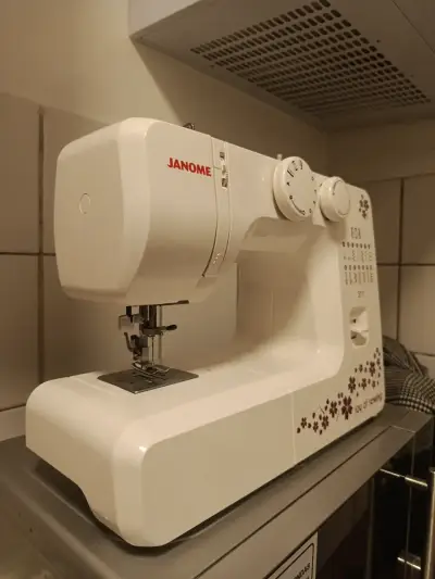 Máquina de Coser Janome 311 Joy of Sewing - miniatura 2