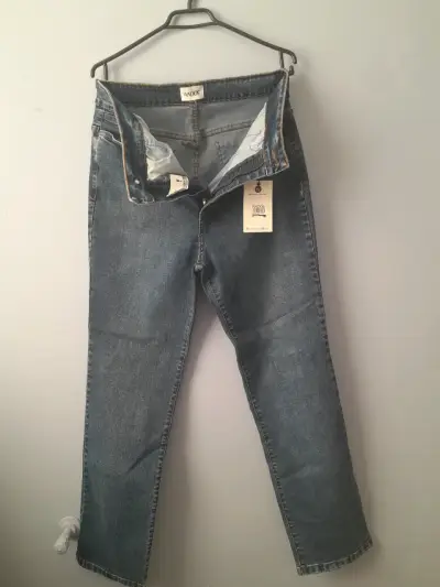 Jeans clásicos de tiro alto Wados para mujer - miniatura 2
