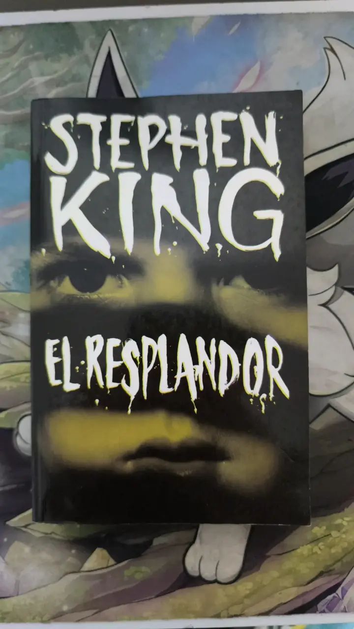 Libro 'El Resplandor' de Stephen King en buen estado - 1