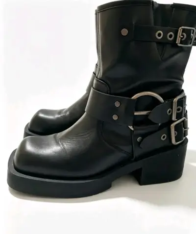 Botas negras de cuero CMoran originales - miniatura 1